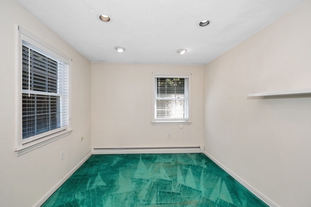 12-R Bayberry Ln