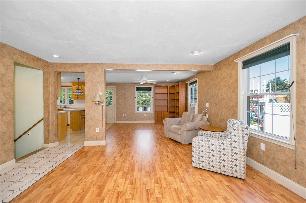 12-R Bayberry Ln