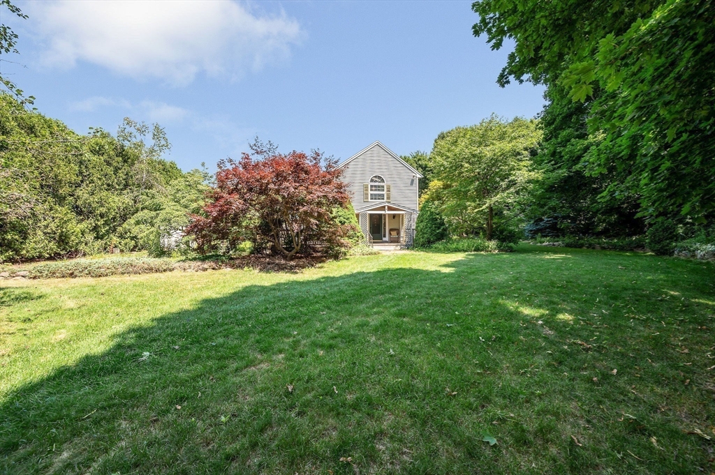 12-R Bayberry Ln