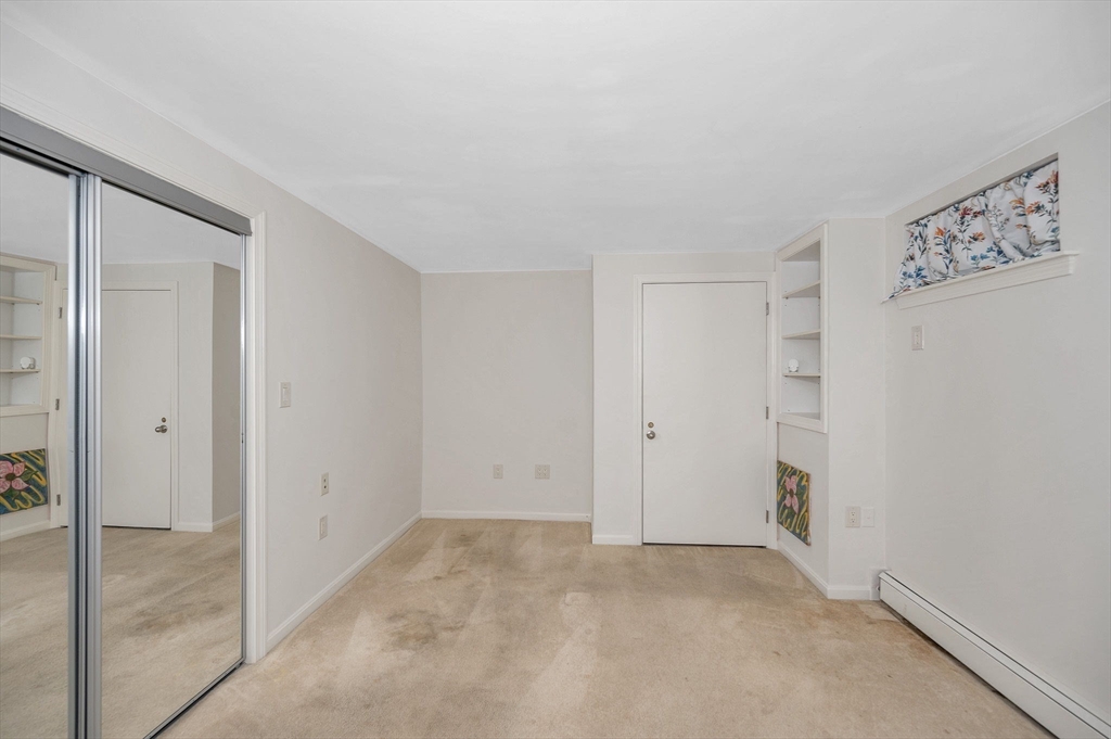 12-R Bayberry Ln