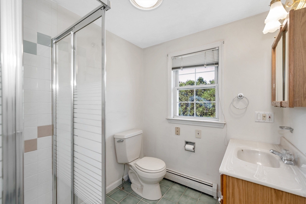 12-R Bayberry Ln