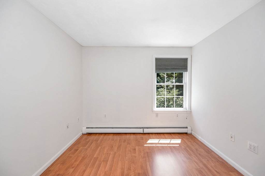12-R Bayberry Ln