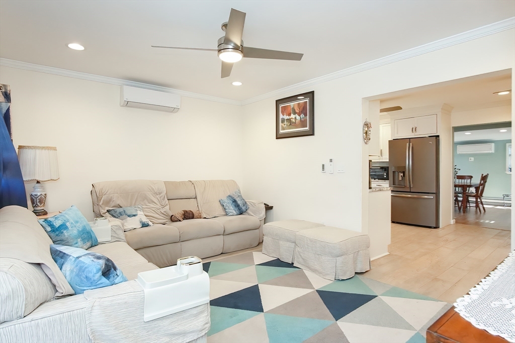 87A Crystal Ave