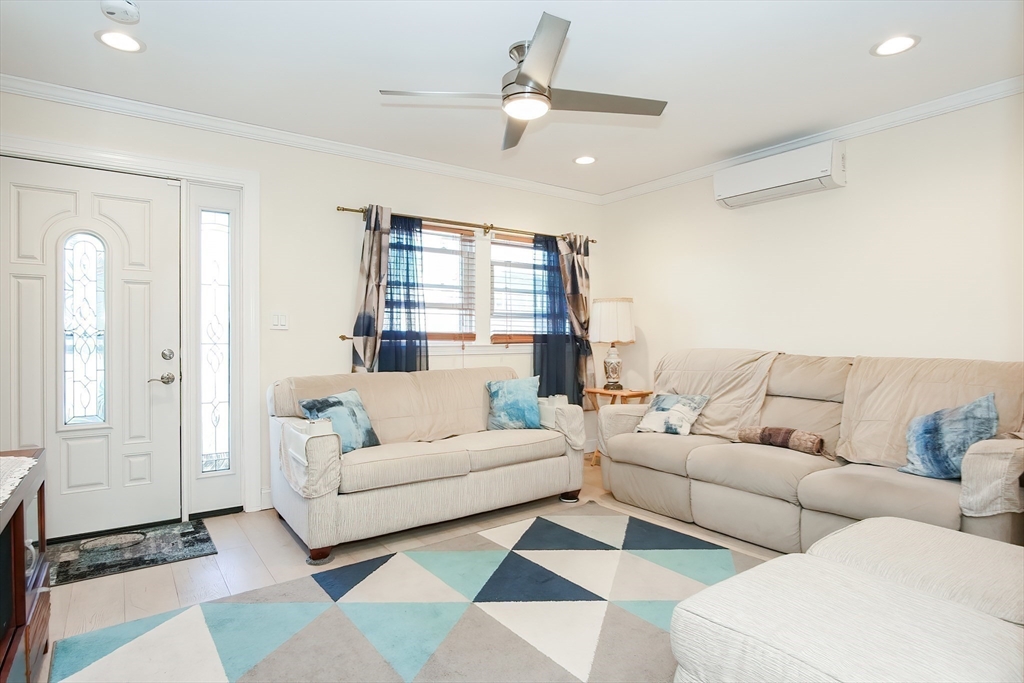 87A Crystal Ave