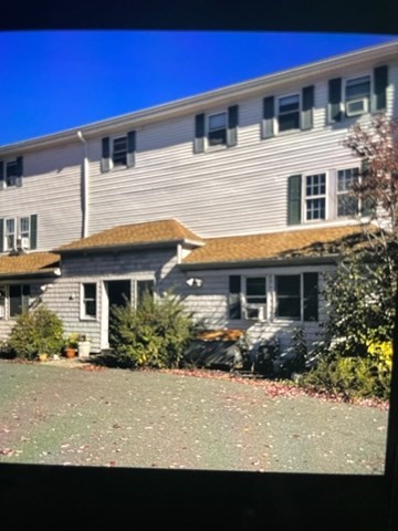 81 Cabot St # 3F