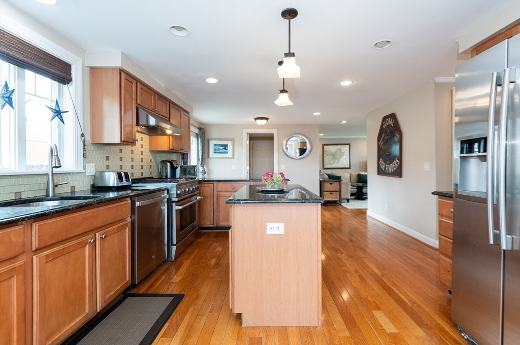 9 Bunker Hill Road
