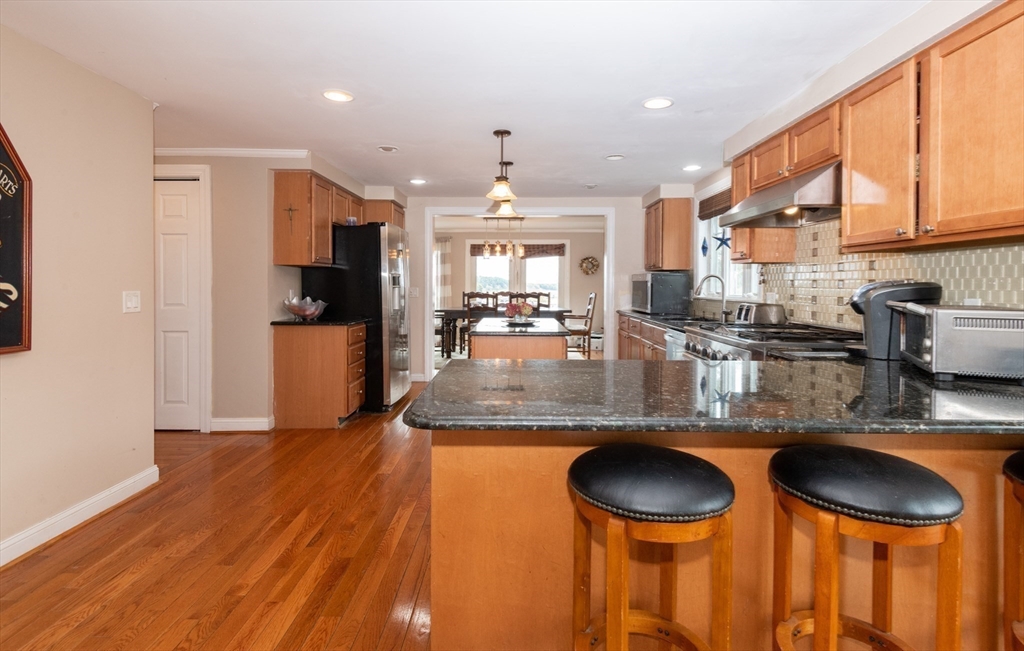 9 Bunker Hill Road