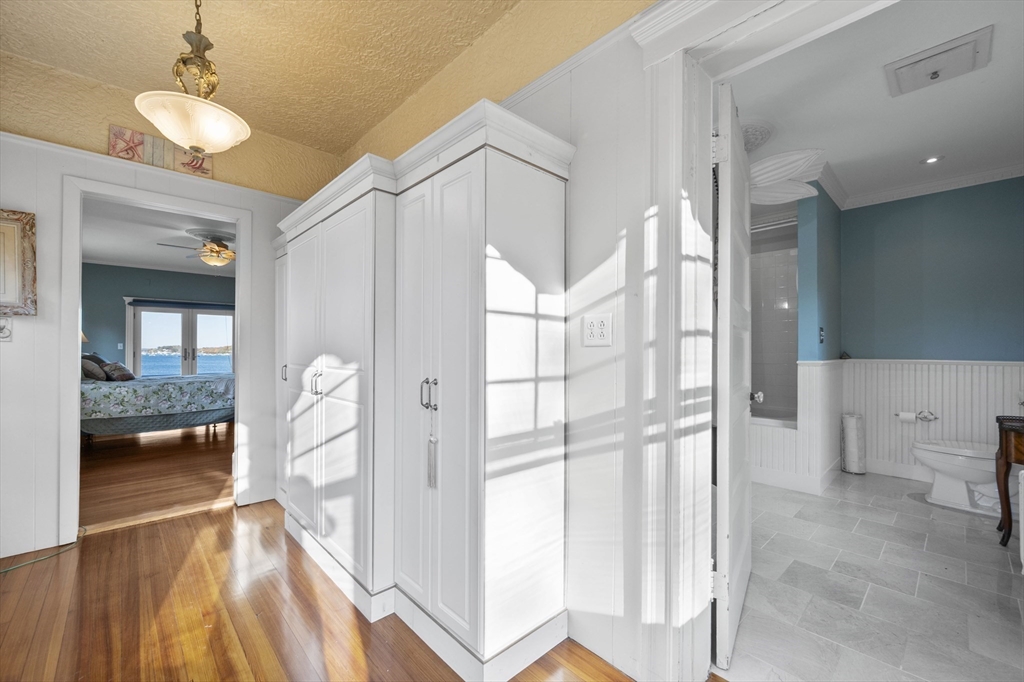 450 Lafayette St