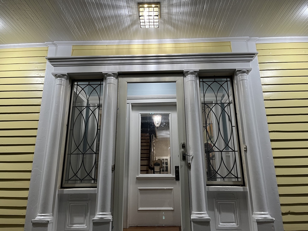 450 Lafayette St