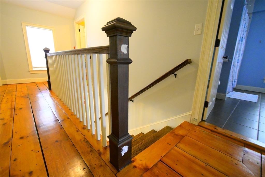 24 Estes St