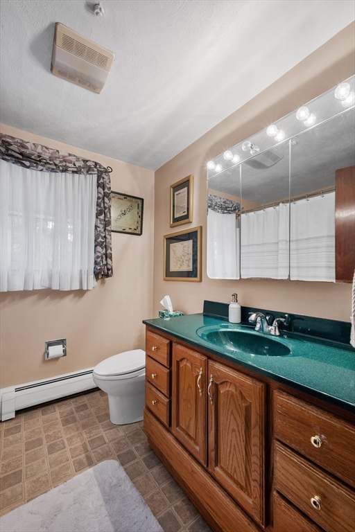 8-10 Stephanie Circle
