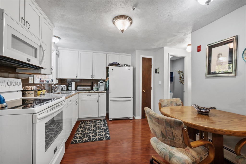 8-10 Stephanie Circle