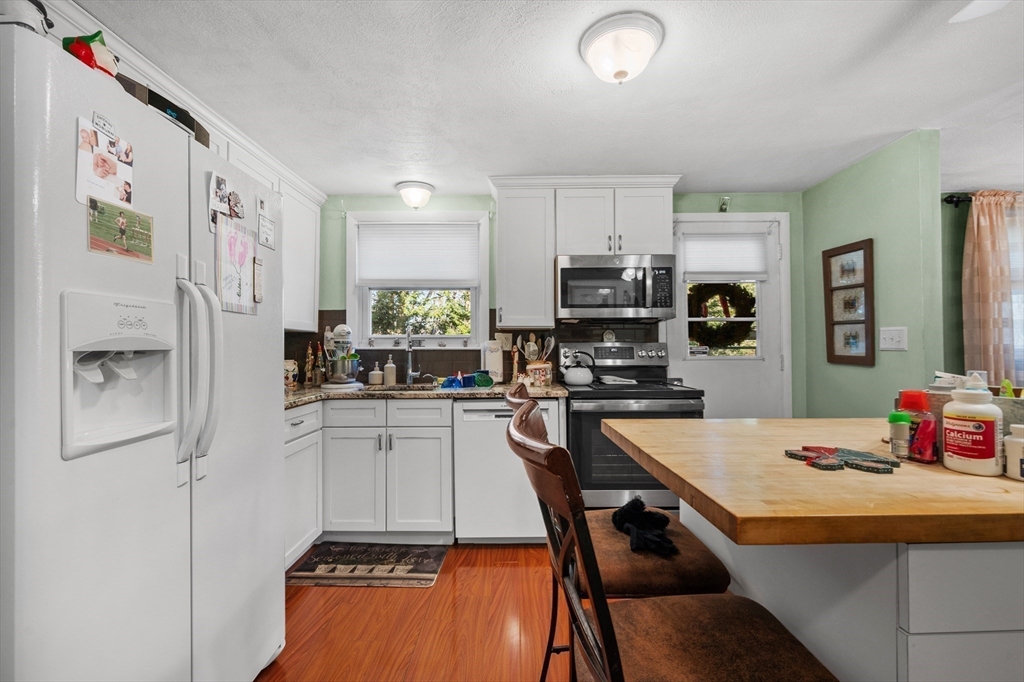 8-10 Stephanie Circle