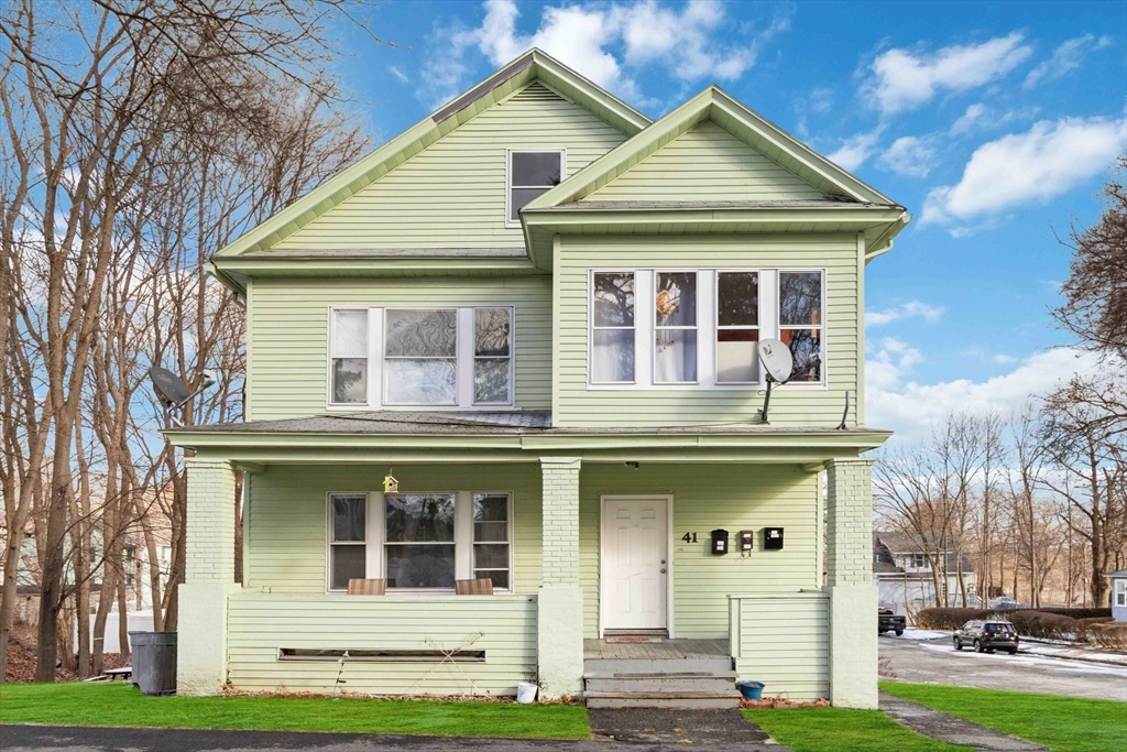 41 Eureka St