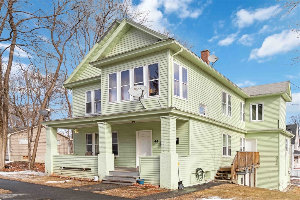 41 Eureka St