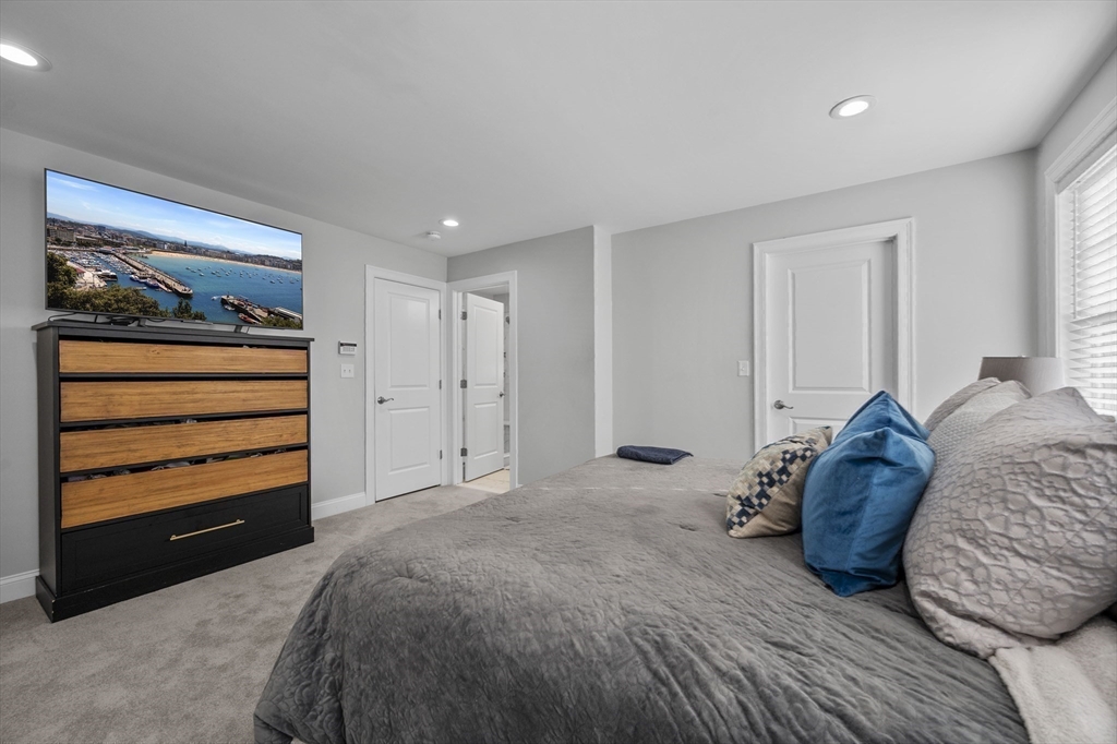 43 Osborne Hill Dr