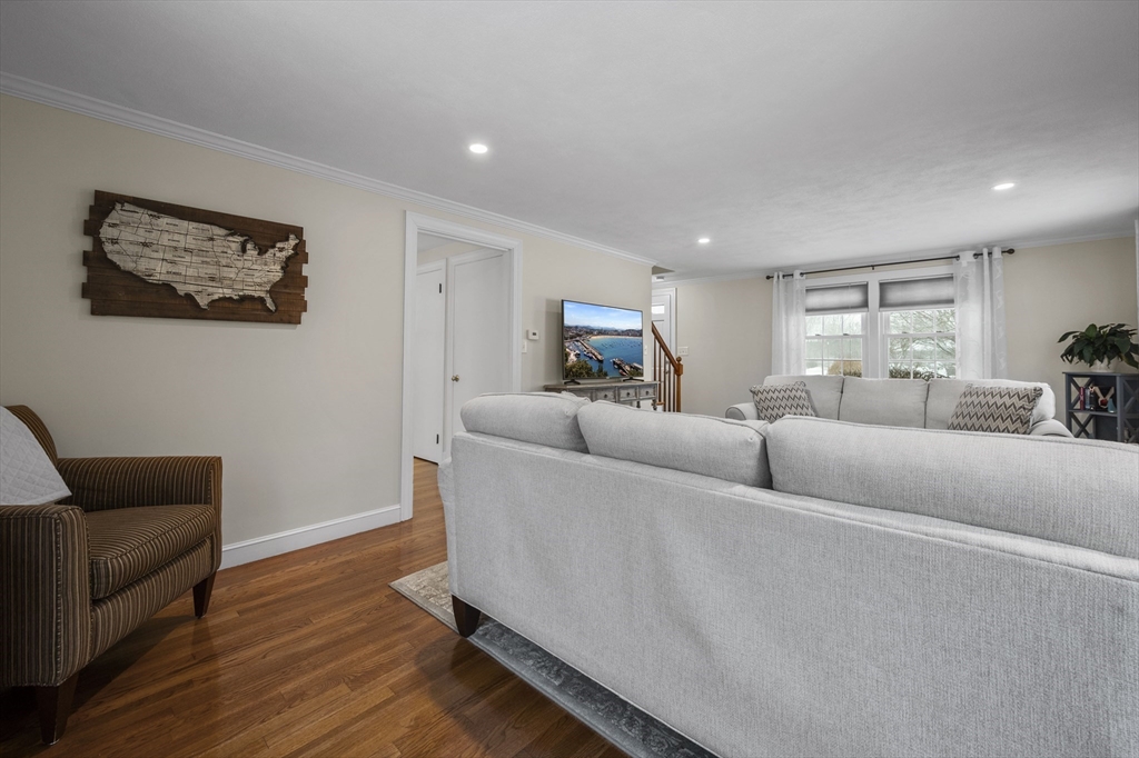 5 Orchard Ln
