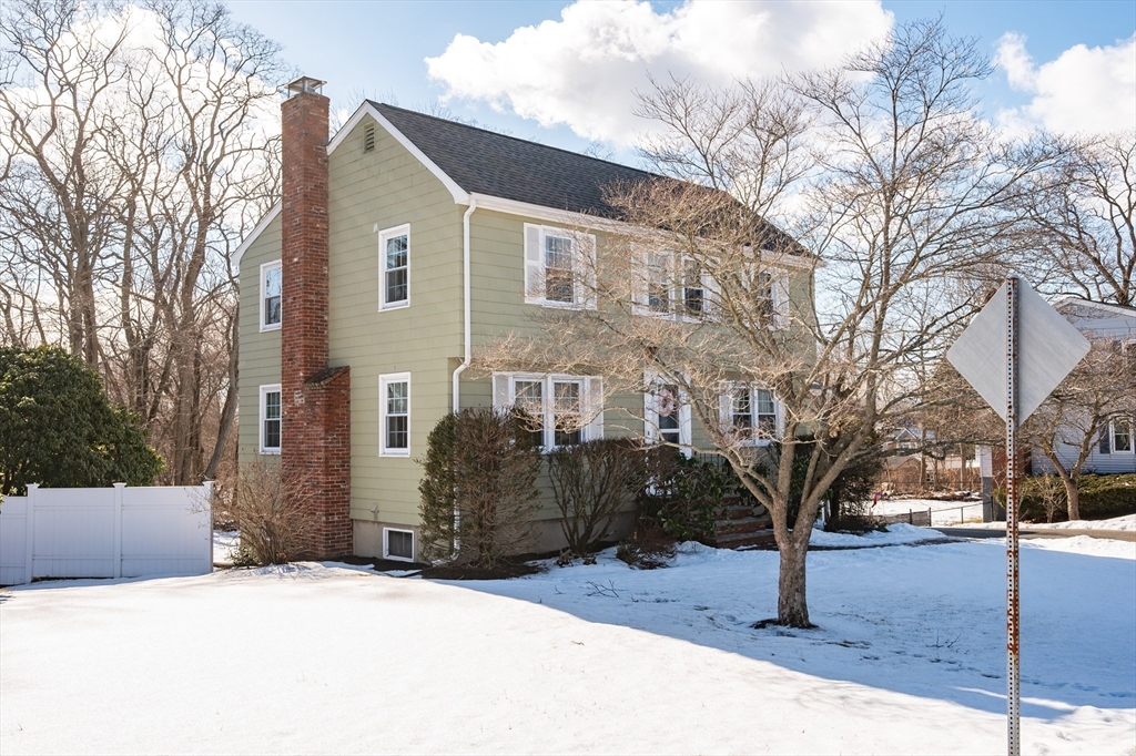 5 Orchard Ln