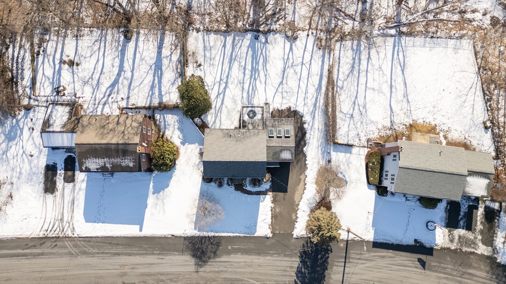 5 Orchard Ln