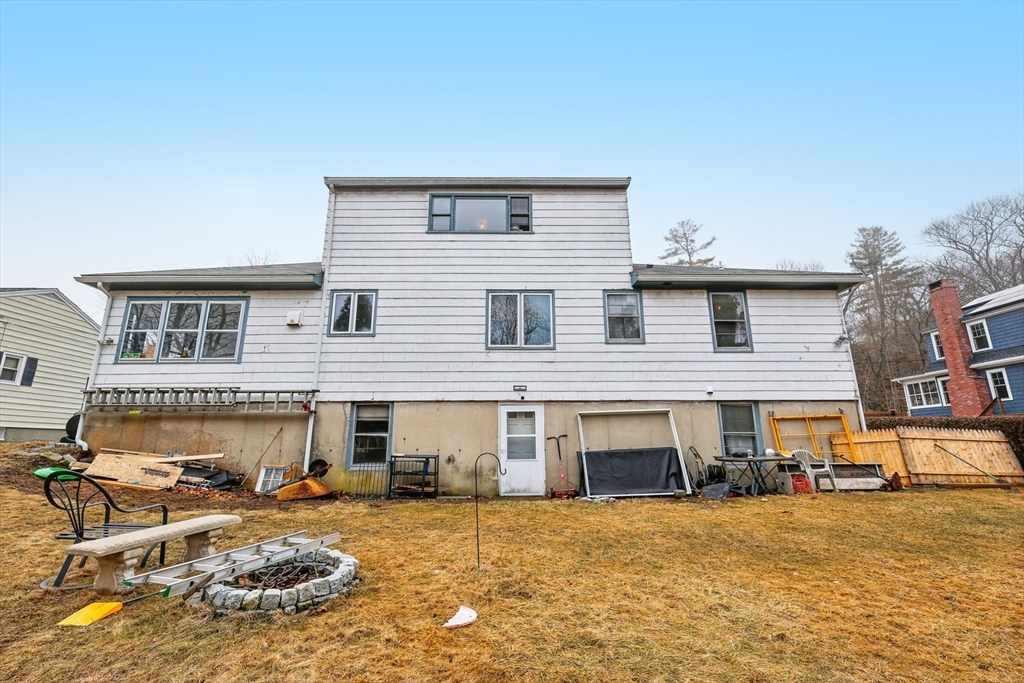 33 Webster Ave