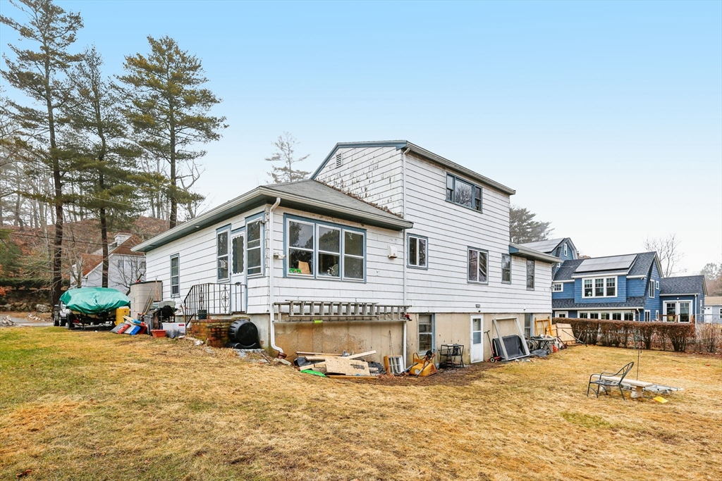 33 Webster Ave