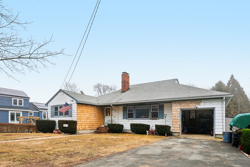 33 Webster Ave