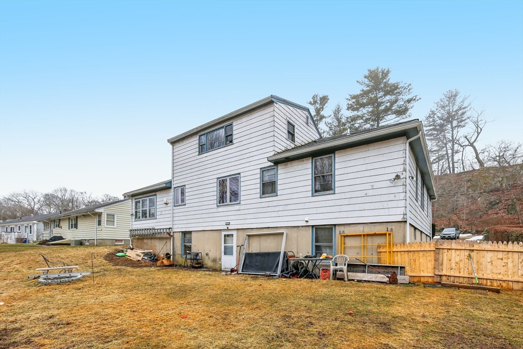 33 Webster Ave
