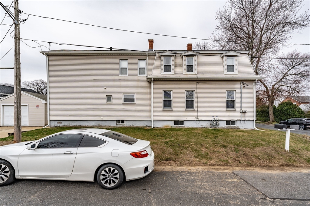 17 Griffin St # 1