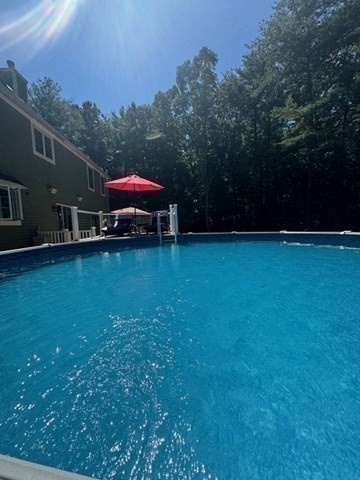 6 Hickory Ln