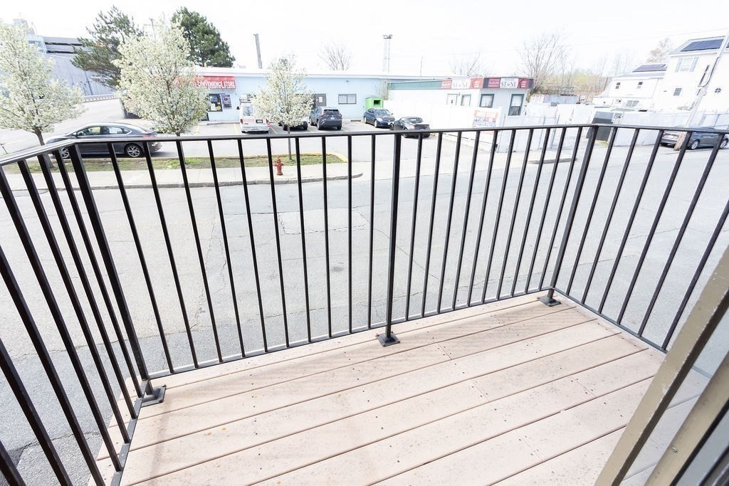 1235 N Shore Rd # 1B