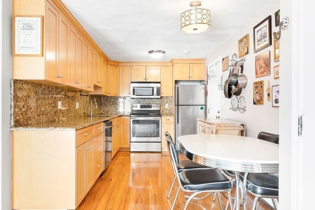 1235 N Shore Rd # 1B