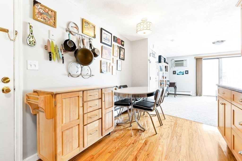 1235 N Shore Rd # 1B