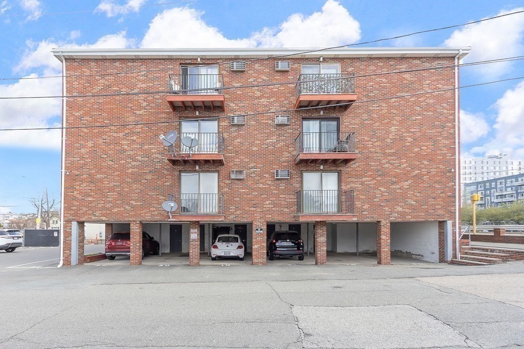 1235 N Shore Rd # 1B