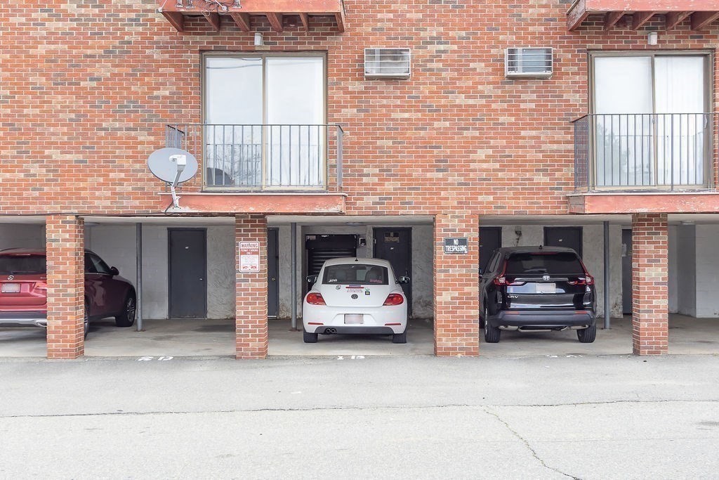 1235 N Shore Rd # 1B