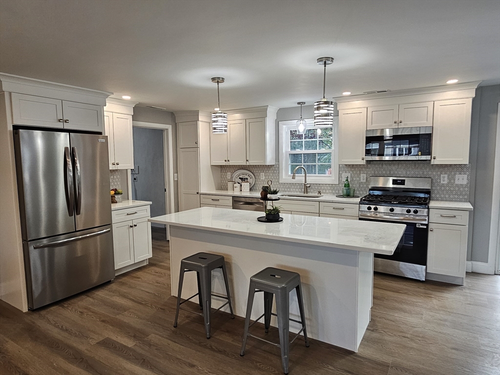 30 Sherwood Ave