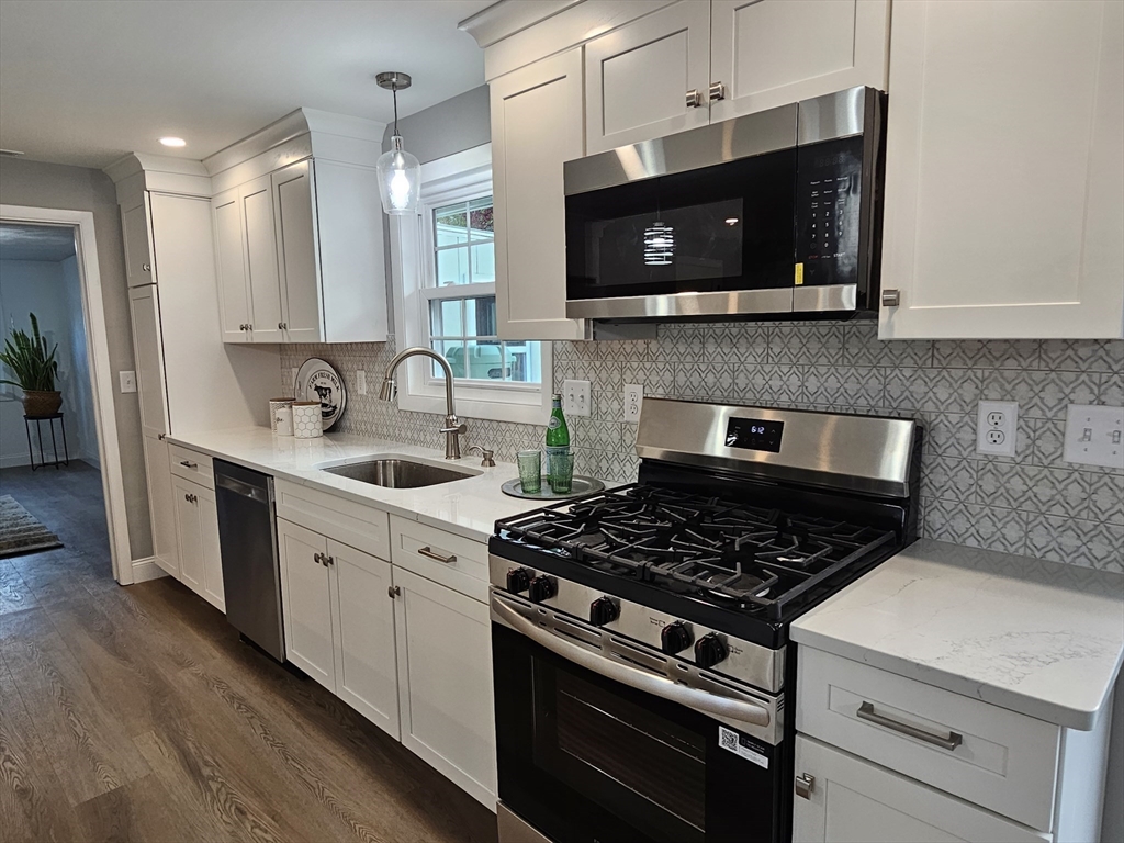 30 Sherwood Ave