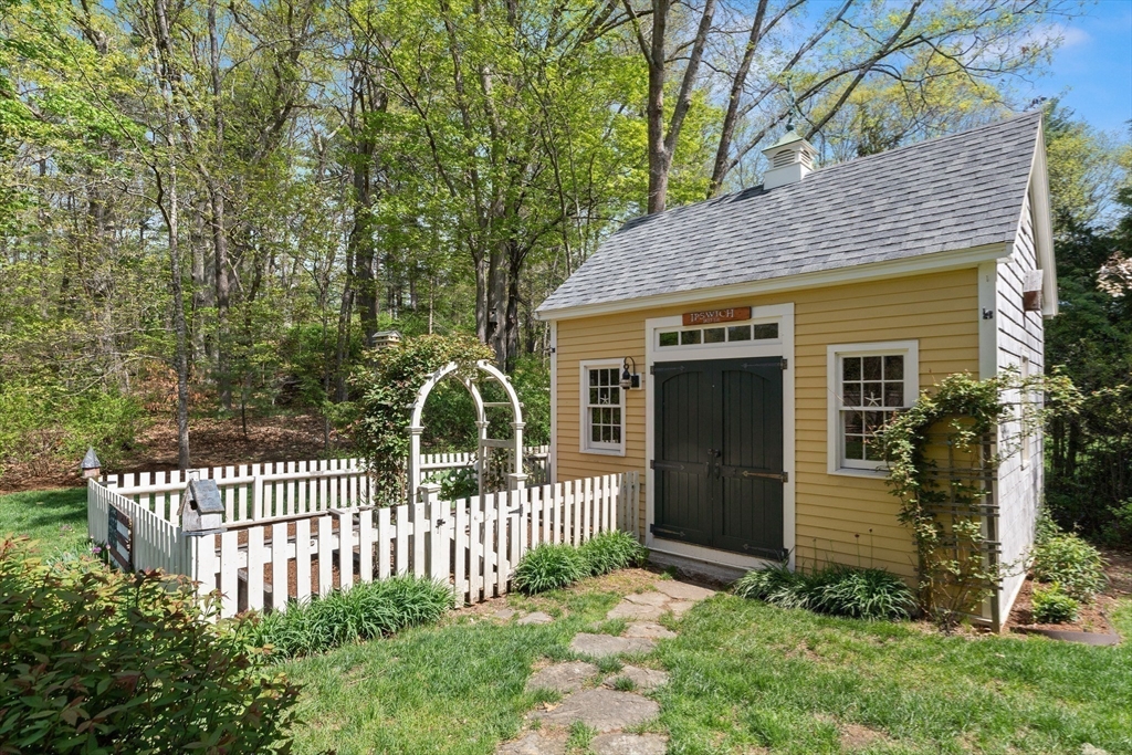 417 Linebrook Road