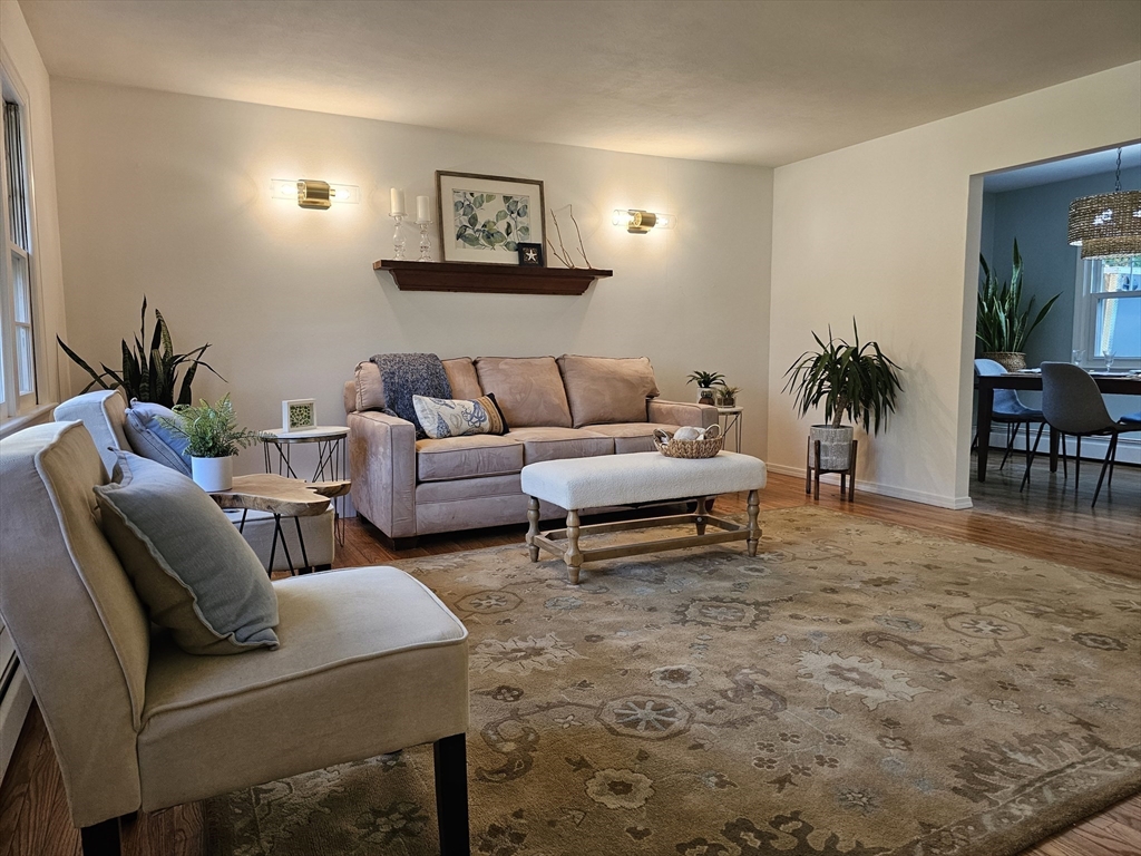 106 Folly Mill Road, Salisbury