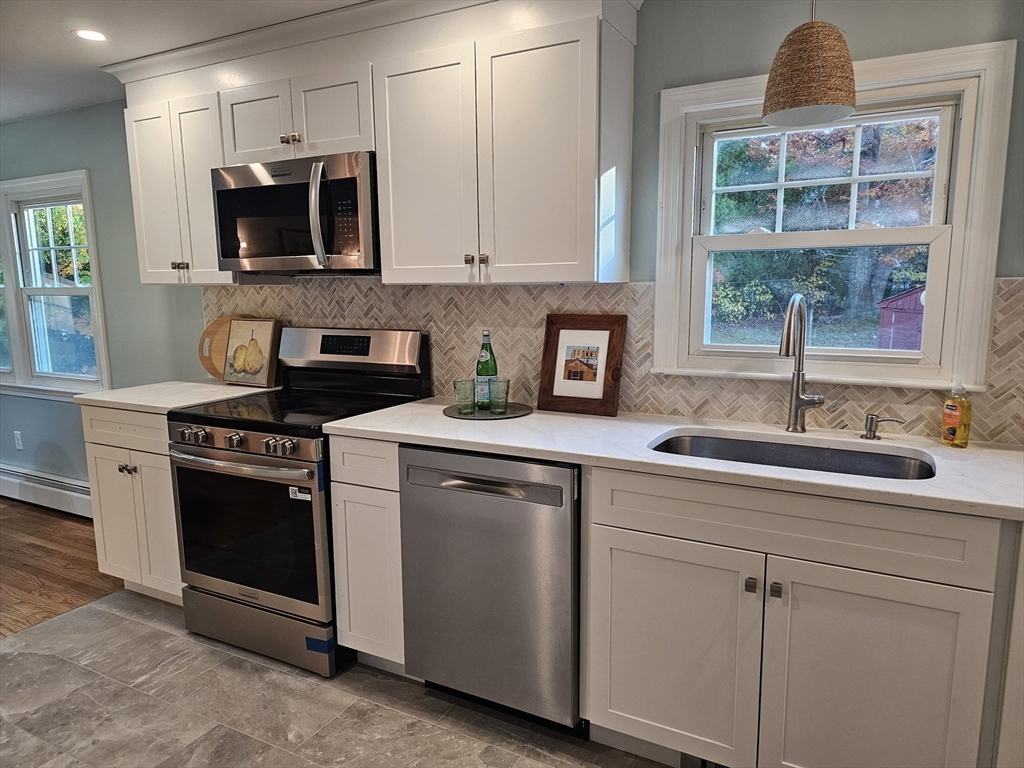 106 Folly Mill Road, Salisbury