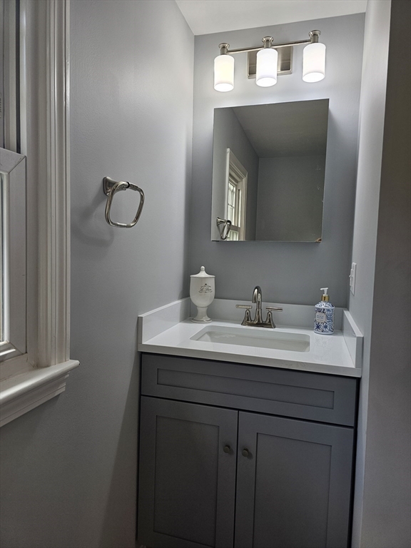 106 Folly Mill Road, Salisbury