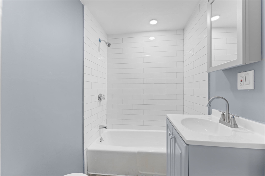 12R Granite