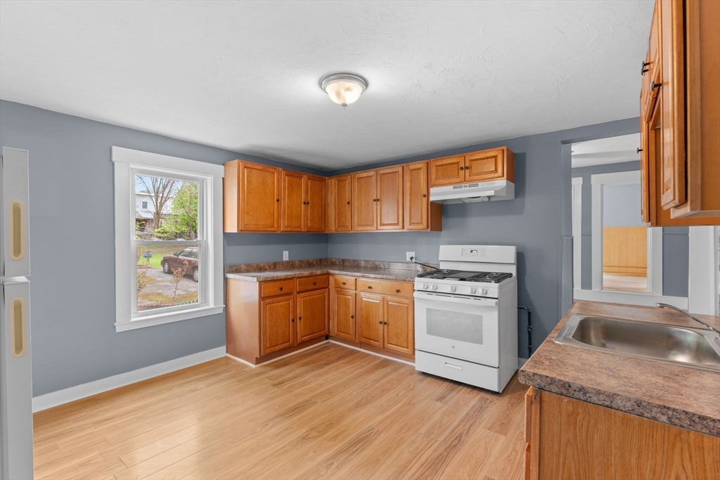 12R Granite