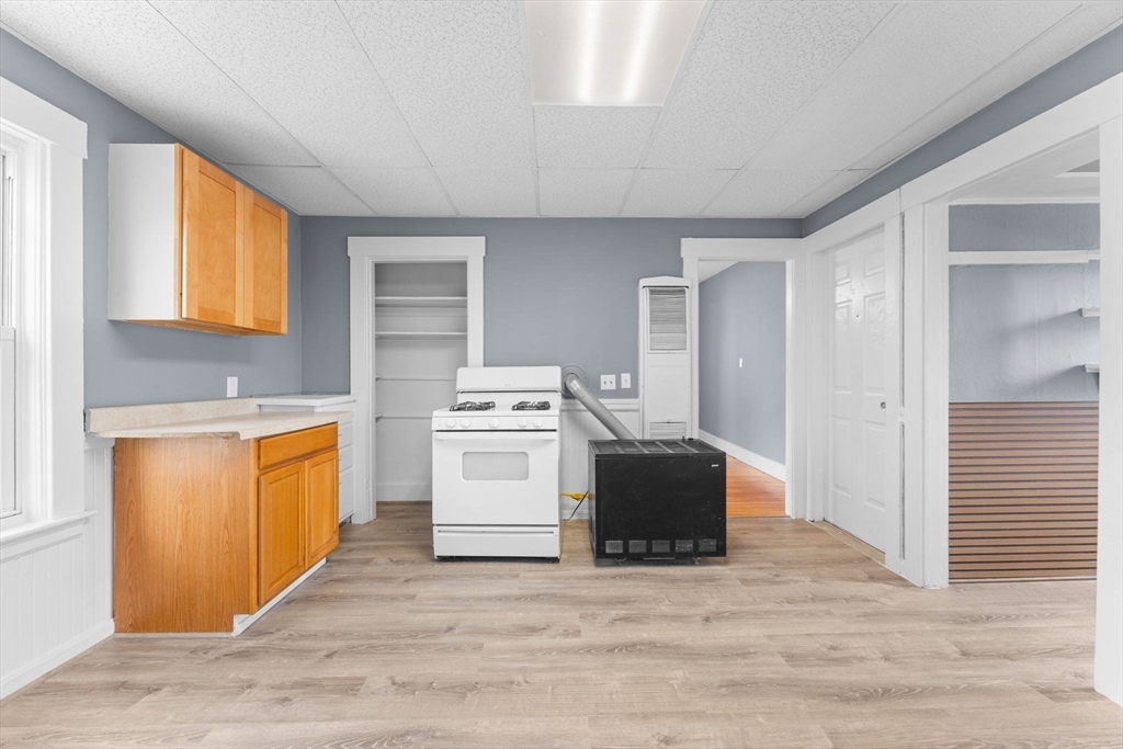12R Granite