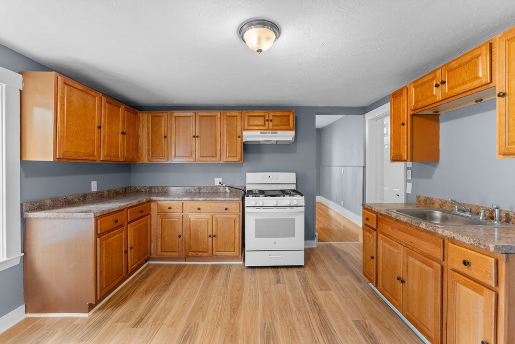 12R Granite