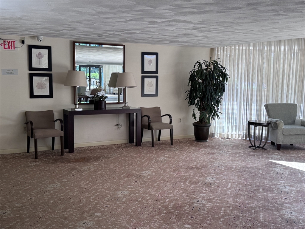 404 Paradise Road # 1P