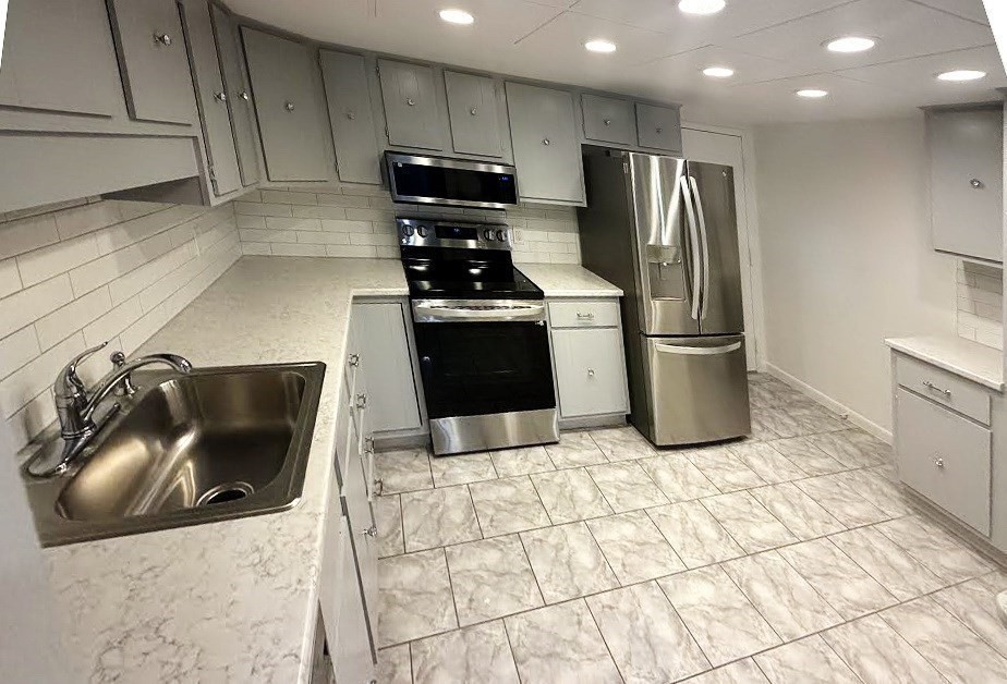 404 Paradise Road # 1P