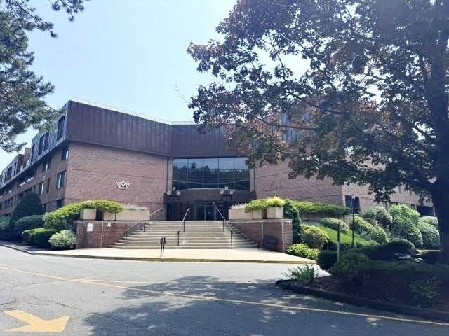 404 Paradise Road # 1P