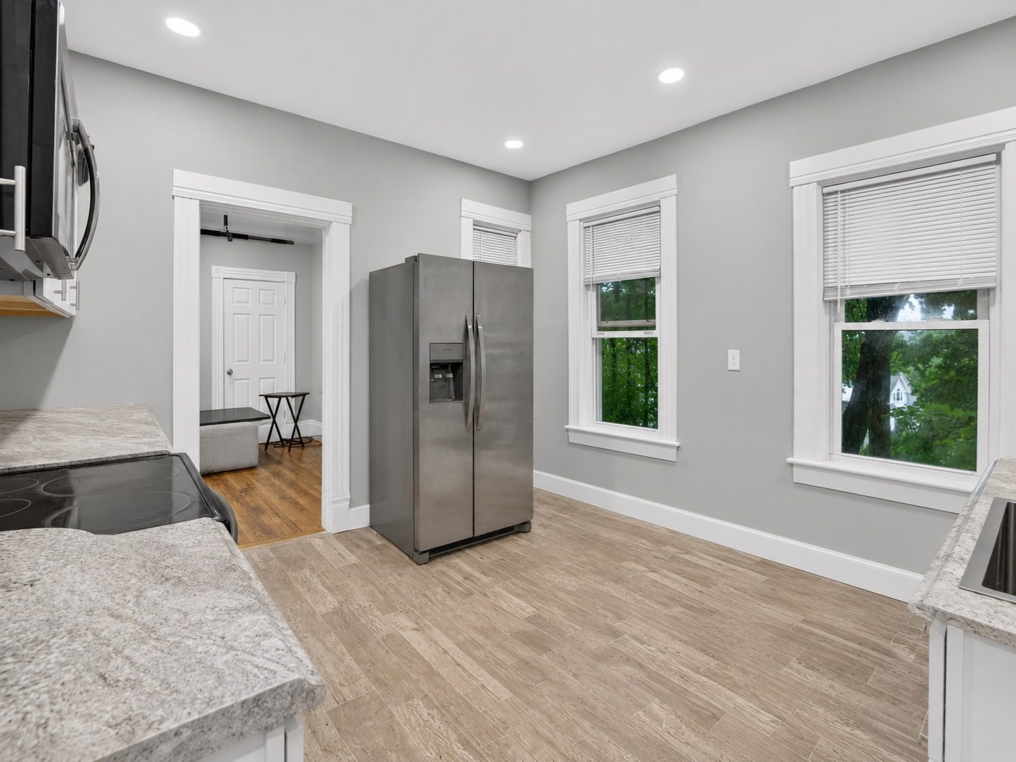 8 Jay St