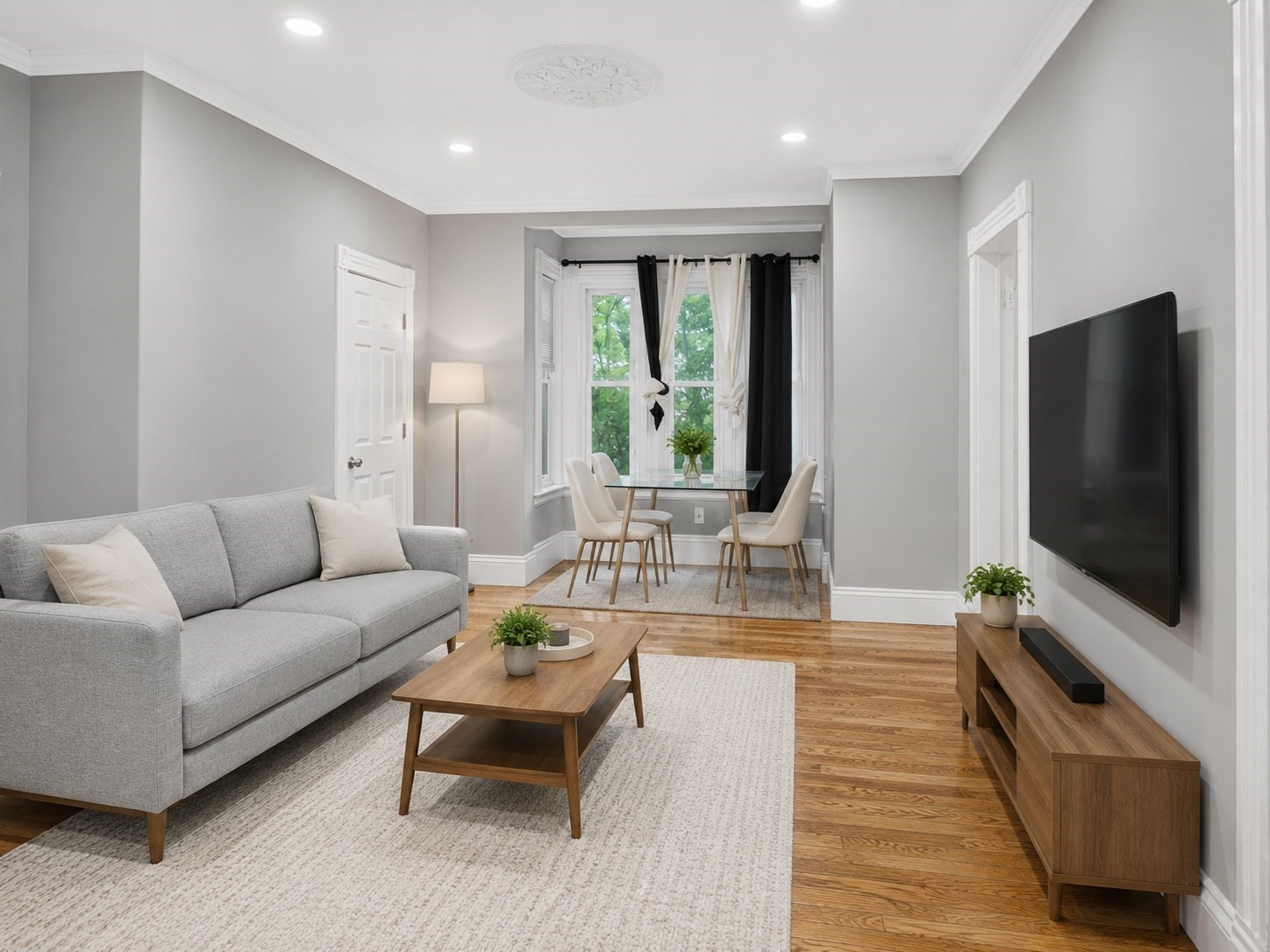 8 Jay St