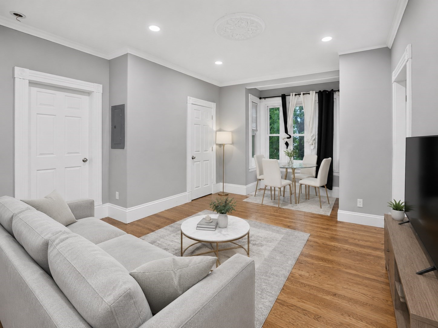 8 Jay St